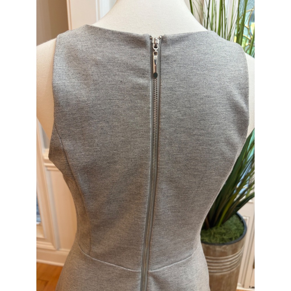 White House Black Market Size 6 Dress Sleeveless Gray Ponte Fit and Flare WHBM - Picture 4 of 14